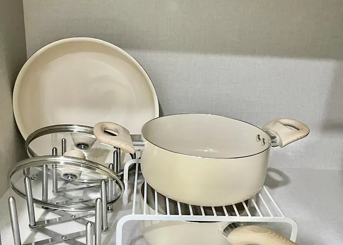 Seongsu Konkuk Jamsil 5f Brand New With Elevator * Seul